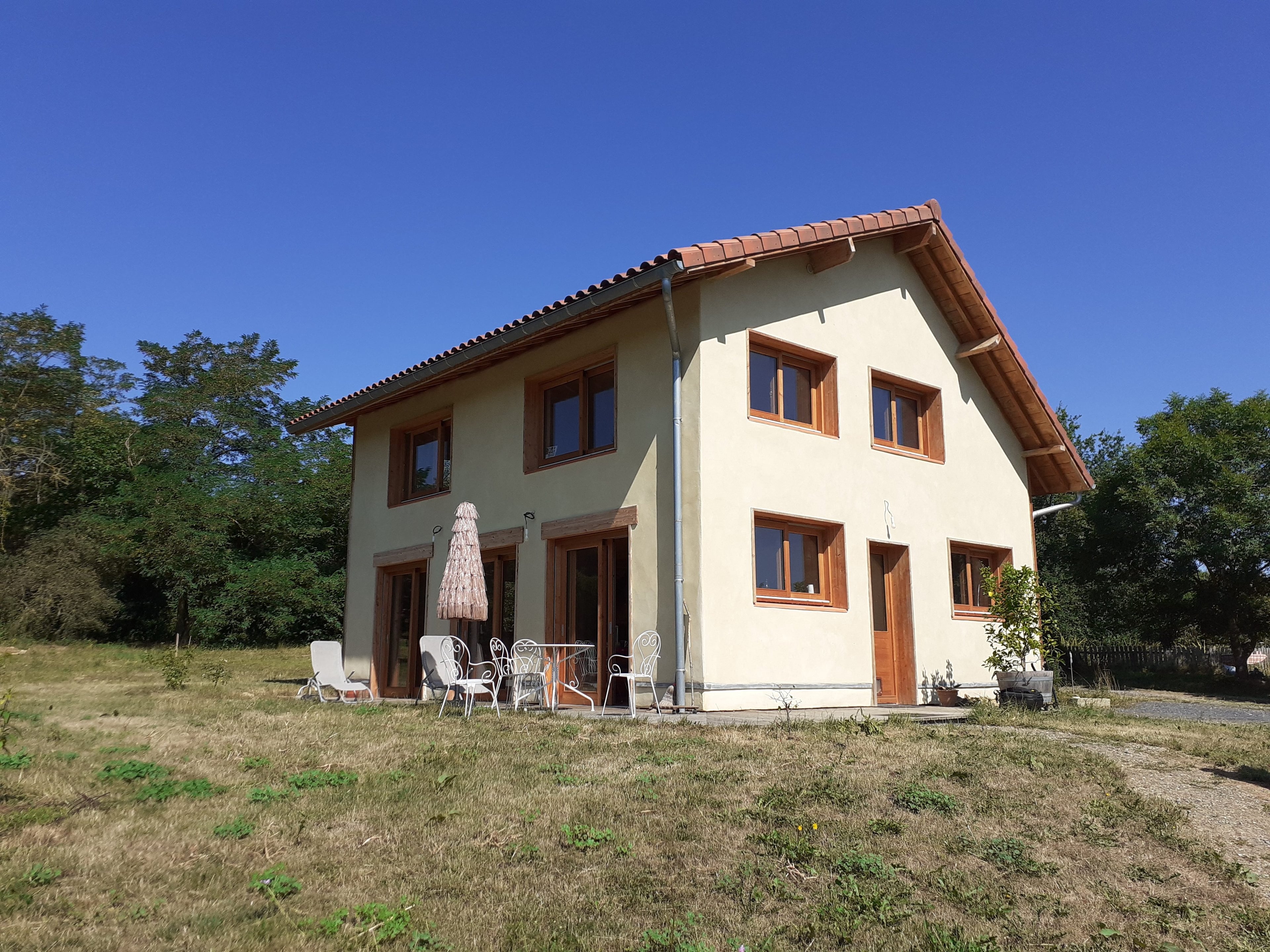 Maison paille - Image 1